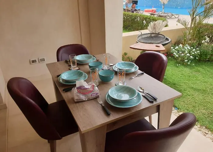Apartamento Mangroovy - Delicate 1br Ground Floor By The Pool