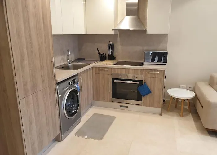 Mangroovy - Delicate 1br Ground Floor By The Pool Apartamento