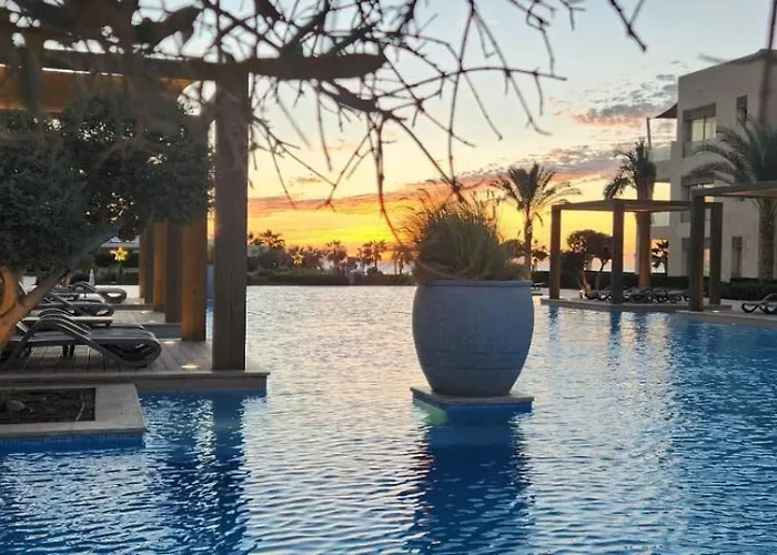 Apartamento Mangroovy - Delicate 1br Ground Floor By The Pool Hurghada